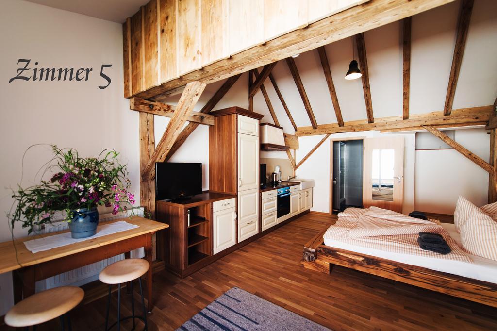 Alte Kass Hotel & Kaffeehaus Neidlingen Екстер'єр фото